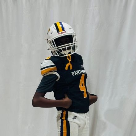5'8 125LBS | 4.9 40 YD DASH | FMMS (Floyd Middle Magnet School) C/O 2031 | 4.0 GPA | QB | SF | CATCHER