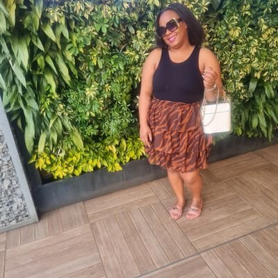 MontoeliJ's profile picture. God is love, love is God :