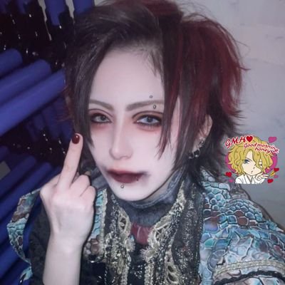 @manase_mazari oshi ❤️🥀🖤 ||🐾🕸 fan of @mazari_info || fan of @versailles_P_Q 💣🎃|| @tora_madmed 💛 @xx_tautol0gy_xx 💙 @luv_0rt922 🌼🍯