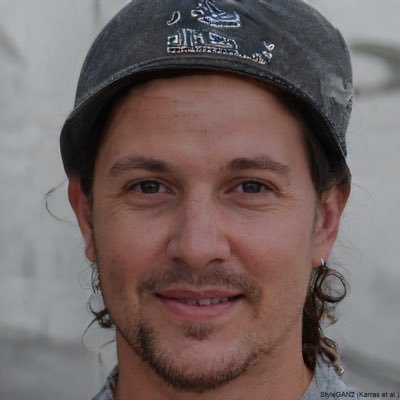 unassumincarrot's profile picture. 