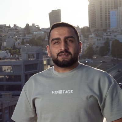 bdalrhmn73525's profile picture. 