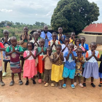 Blessed is a cheerful giver,extending a hand to orphans,elderly,vulnerables,poor,underprevilaged communities.