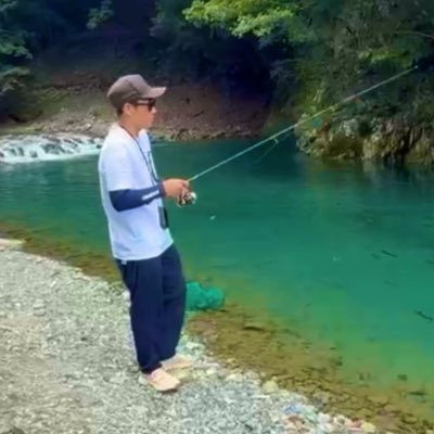 こんな釣りをしてみたい I caught the first yellowtail in my life with a ¥100 lure