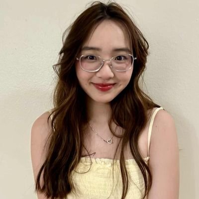 Builder Web3 | Bà Hoàng $ETH | CMO @goldenseaglobal 🇻🇳🥰