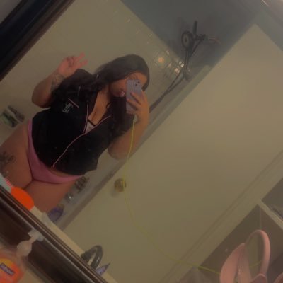 Destiny90534932's profile picture. 25| Latina |ask for menu 💦