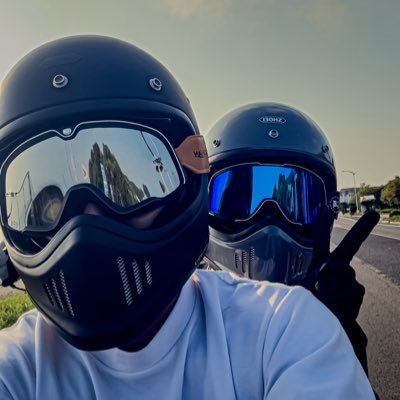 とうとう40代突入しました。バイク乗ってるけど全く知識ありません道知りません覚える気もありません。ツーリング誘ってください。バイク関連は100パーフォロバします。よろしくお願いします🙇