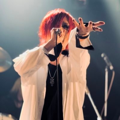 ▫️Vocalist▫️DRAMAticEND(@DRAMAticEND__ ) ▫️ハンバーグと猫が好き▫️作曲や動画編集の依頼はDM迄