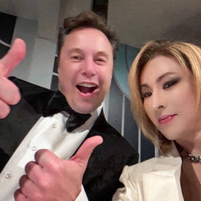Guiding @ElonMusk's vision for a better future through Spacex, Tesla, Neuralink, and more. & Tech enthusiast, dream chaser, and innovation advocate.