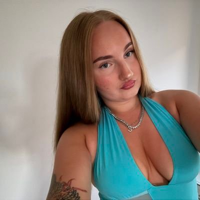 Goddessugz's profile picture. Unterwerfe dich der ultimativen Vorherrschaft 👑
Mein Wunsch, deine Priorität 😌🫠