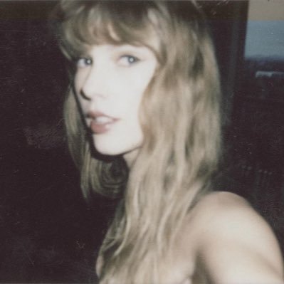 23y | he/him | Sims & Splatoon player | mostly a Swiftie but i also love a lot of other pop girls | bluesky in bio