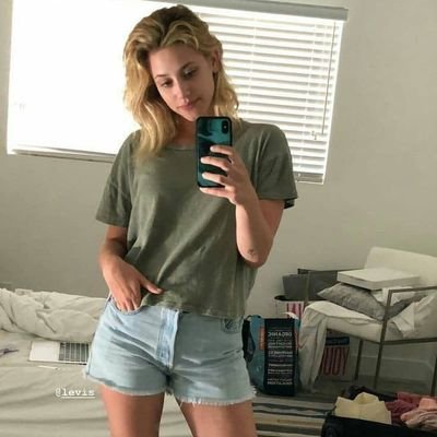 MomoHirai45762's profile picture. I LOVE 💕 EVERYONE SAME WAY