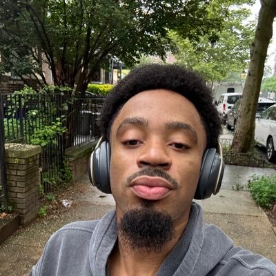 LONG LIVE J5 💙🕊| 🏳️🌈 | 28| snapchat ✨ : Caribbeanpapi
