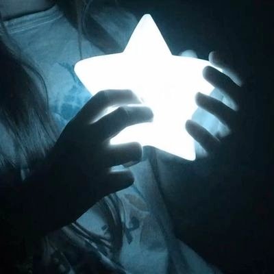 EstherPolaris_'s profile picture. Odero, si podero. Si non, invitus amabo

XVIII/VI/MMXXII 🤍🦦💧

Writer of: @so_angels