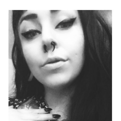 krissyb3arbaby's profile picture. hi I’m krissyb3ar I love all things spooky and I stream horror games https://t.co/mVA4F7NCYF