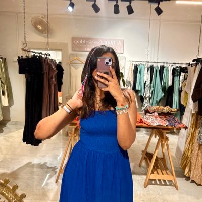 ishaa_s25's profile picture. shitposting diary