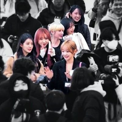 Aliaarom301's profile picture. EXO-L from @weareoneEXO