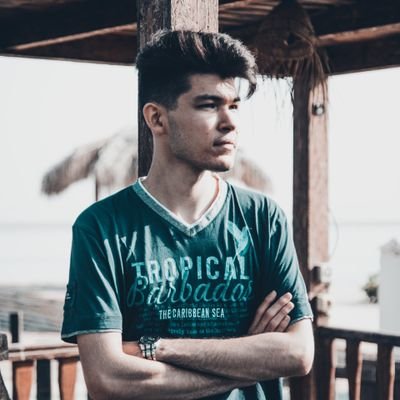 th3lon3r's profile picture. عکاس و گیمر
