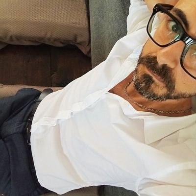 jaakon_'s profile picture. Lunatico-asociale -food vega-tariano -acquario - pugliese - quello con i Rayban-Perito agrario -PA-Icona juventina-
Inter my heart 🖤💙Houston my city
NO DM*