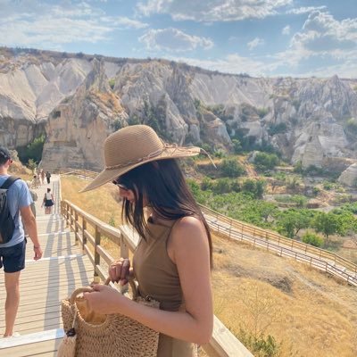 hilalinanxx's profile picture. 