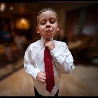 REAL MADRID 🤍 till I d!e 😎. Main Account { @youngmello224 }