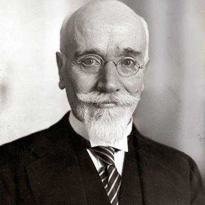 Handakas1's profile picture. Δεν χρειάζεται να λες τι ξέρεις αλλά να ξέρεις τι λες...Τα άκρα Μακριά. Όποιος δεν είναι ευγενής και δεν έχει επιχειρήματα πάρα μόνο ταμπέλες εκτοξεύεται.