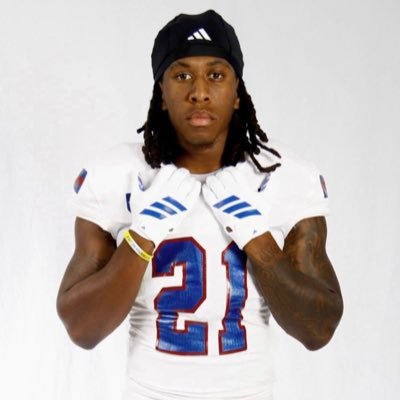 R.I.P Dad 🕊️ || 2x State Champ 💍 (‘23 & ‘24) @MiltonEagles_FB || 3⭐️ || RB @UWGFootball || Cell: 470-353-3556