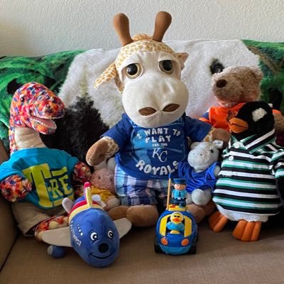 Gerard da Giraffe & Crew Profile