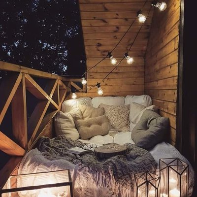 comfy_spaces's profile picture. Here to share goodness from around the world