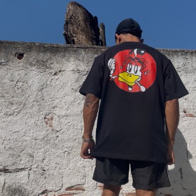Jogador de mai tai, low profile e maconheiro
Só um baseado água e ginasca