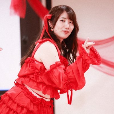 武闘派キュートな社会人👶 たまに踊ったり撮影会参加してます ユニドル出てました→ぶらんしぇ☁️のピンク担とRe:mon🍋一期生の紫担でした 現在の活動は+Re:monの紫💜イコミナのみりにゃ🐈≠LOVE♡ハートフル撮影会♡smooth撮影会 大谷映美里、伊藤純奈、南ことり♡