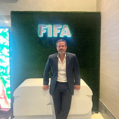 marinoholguin's profile picture. Máster en derecho deportivo… metalero por excelencia