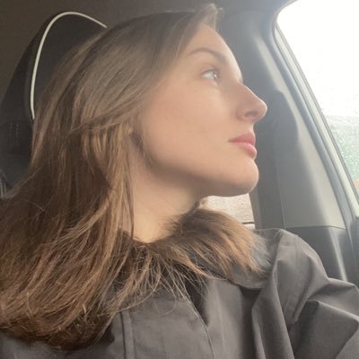 Caminando siempre por la Derecha. Soy del 44% y me siento orgullosa de serlo. Mamá de una hermosa niña 👩👧. No respondo DM!