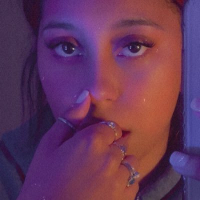 Meg_mommy14's profile picture. Fees = fake . Pay me and shut up.