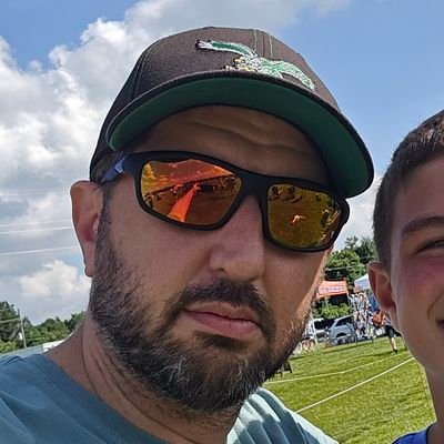 zezzad13's profile picture. 