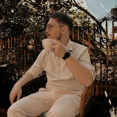 NaokiLaif's profile picture. naoki@impressum4u.de✉️ Twitch: Naokilaif💜 Mo & Fr 6:30 Uhr | Mi 18 Uhr | So 8 Uhr🔴