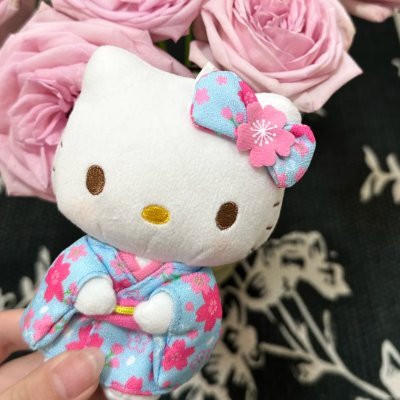 Donnaasds's profile picture. 人生はフリーパス、乗るなら笑顔の列車で🩷