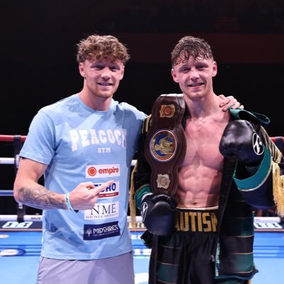 11-0 midlands area champion 🤝 signed to Frank Warren.
