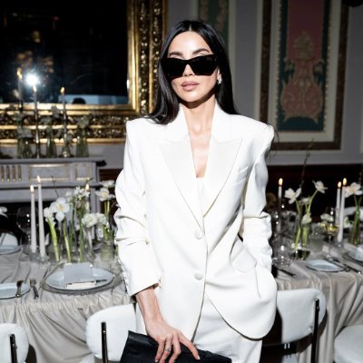 Independent Fashion Designer🎀
🌍 Based in New York |Global Aesthetics| Timeless Elegance
Brandless Designer & Branch Partner 🎀@ Louis, Lena💞 Haute Couture 💞