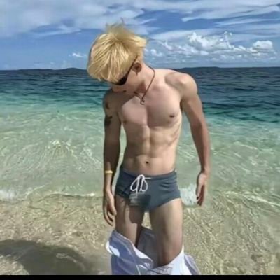 yue_kong60934's profile picture. 172cm  66kg
side偏0   m  ee  🐄
07苏州男大
欢迎骚扰，miumiumiu