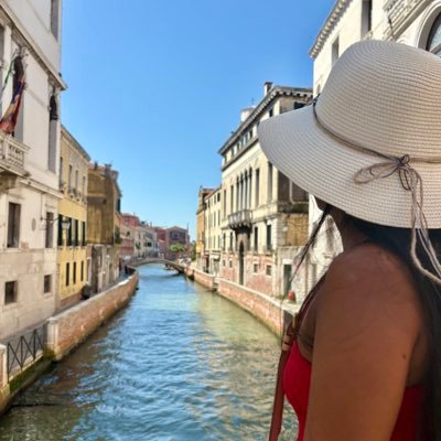 felechie29's profile picture. 