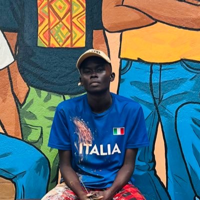 creative entrepreneur , multi award winning artist. 📍Kampala +256782824551