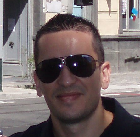 Front-End Developer @ Zoconet | Angular 2+ | ReactJS | NodeJS | Speaker | JavaScripter | Coder & Hacker | Beer Drinker | Malaga