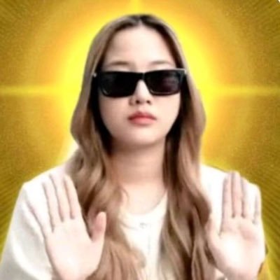 A GirlFreen 🌷 with a shipper alter-ego :🤍) #srchafreen #ฟรีน #ฟรีนเบค 🩷🪐📍🛵💀 🌬️