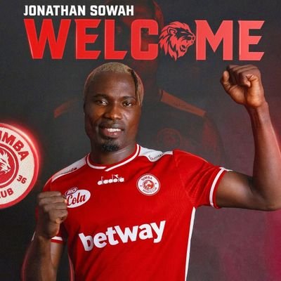 Chebukati37's profile picture. Ghanaian 🇬🇭
professional football player @simba_sc 
international baller