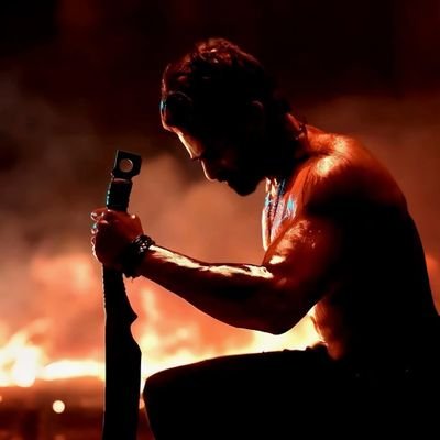 https://t.co/pcJQj2q5ci
Prabhas Die Hard Fan || || Traveller YouTuber || KL Rahul DHF | ILEANA LOVER. | Nature Lover