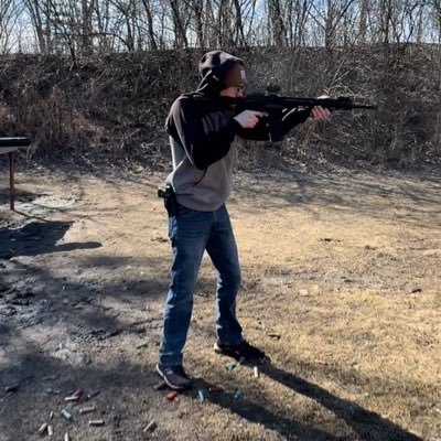 23 / Gamer / Lover Boy / Lil Peep & Juice WRLD connoisseur / I post to for the voices not likes