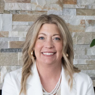 Born & raised in Portland! 🏡 Your local Real Estate Broker at Berkshire Hathaway. Guiding clients to dream homes with expertise & exceptional service. ✨