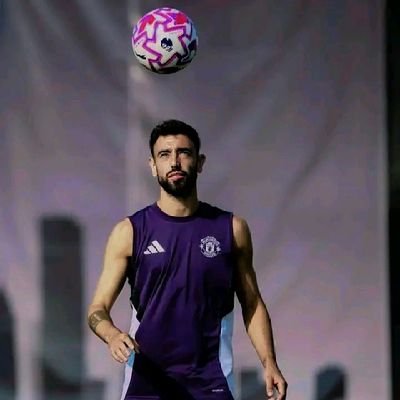 Man united in blood ❤️ / RONALDO (GOAT 🐐) /Baller in real ❤️🩹 /Stay tuned for amazing THREADS