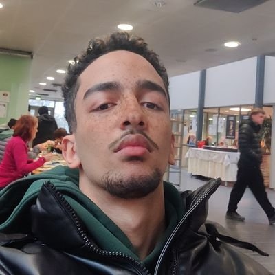 josefshaaban336's profile picture. 🇪🇬🇫🇮
⚽🏋️
y19 
🥷
it support engineer
