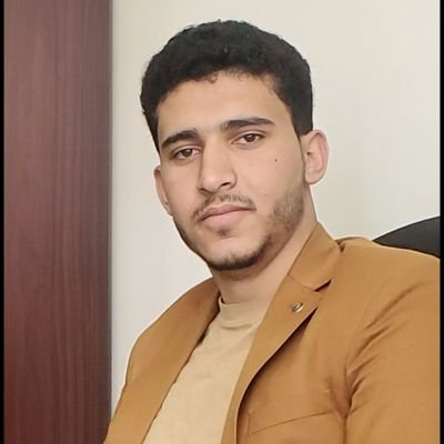 آل البيت مصابيح الدجى، وحجج الله على الأمة، حبهم فرض على كل مسلم.
